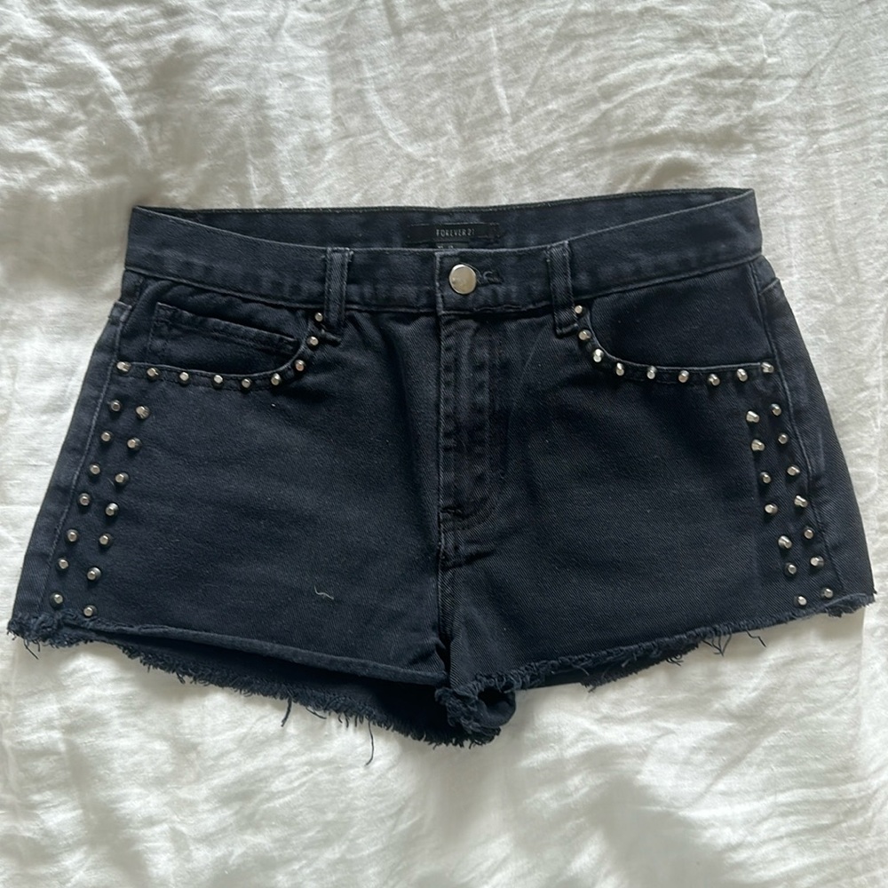 🖤FOREVER21🖤 HIGH RISE JEAN SHORTS